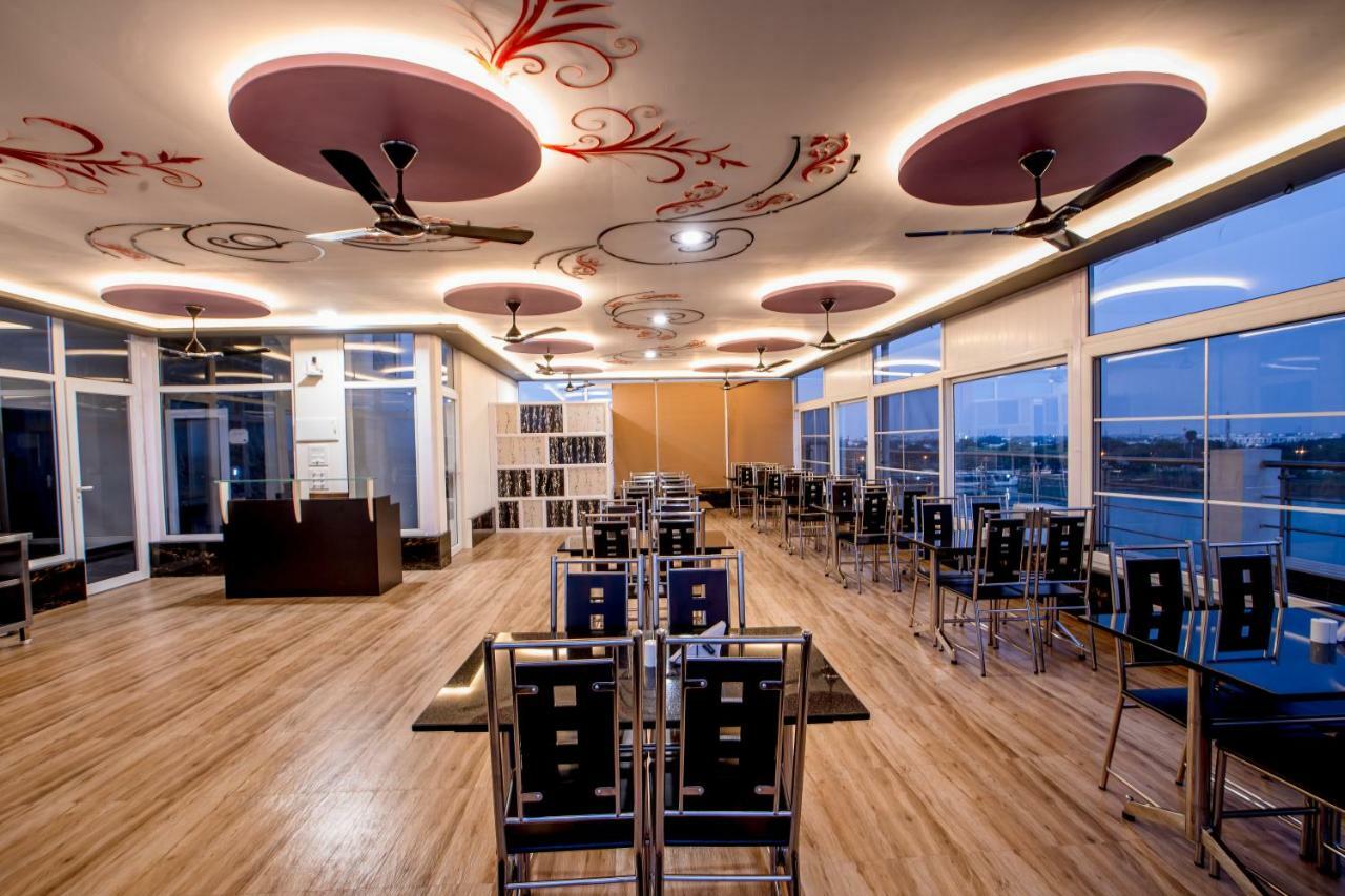 Crystal Lake Suites Coimbatore Dış mekan fotoğraf