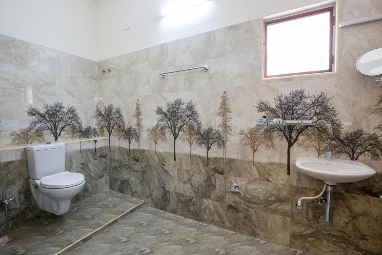 Crystal Lake Suites Coimbatore Dış mekan fotoğraf