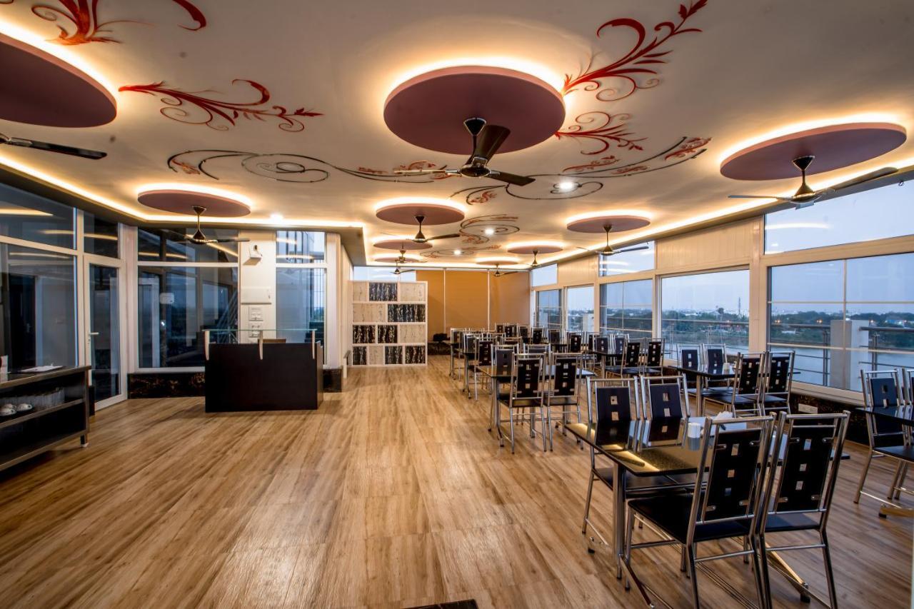 Crystal Lake Suites Coimbatore Dış mekan fotoğraf